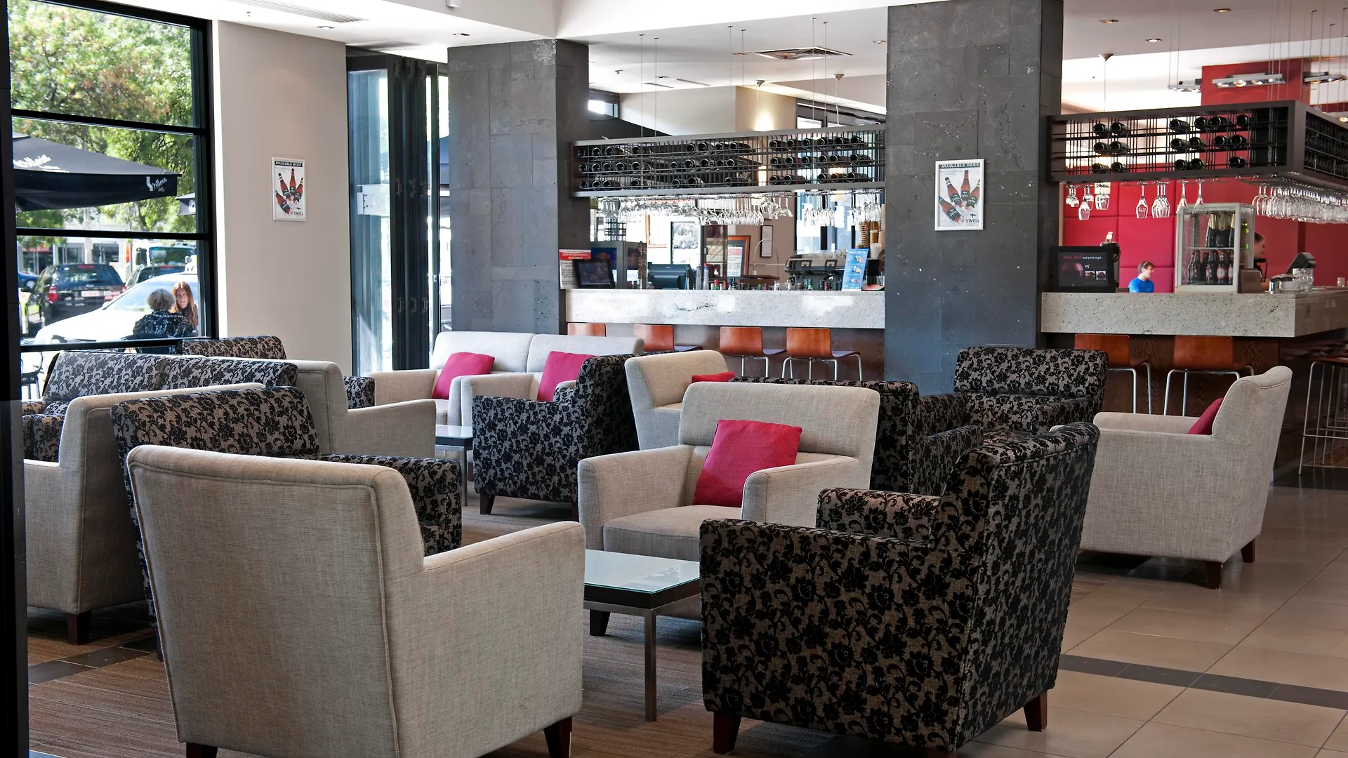 Mantra Hindmarsh Square Hotel Adelaide