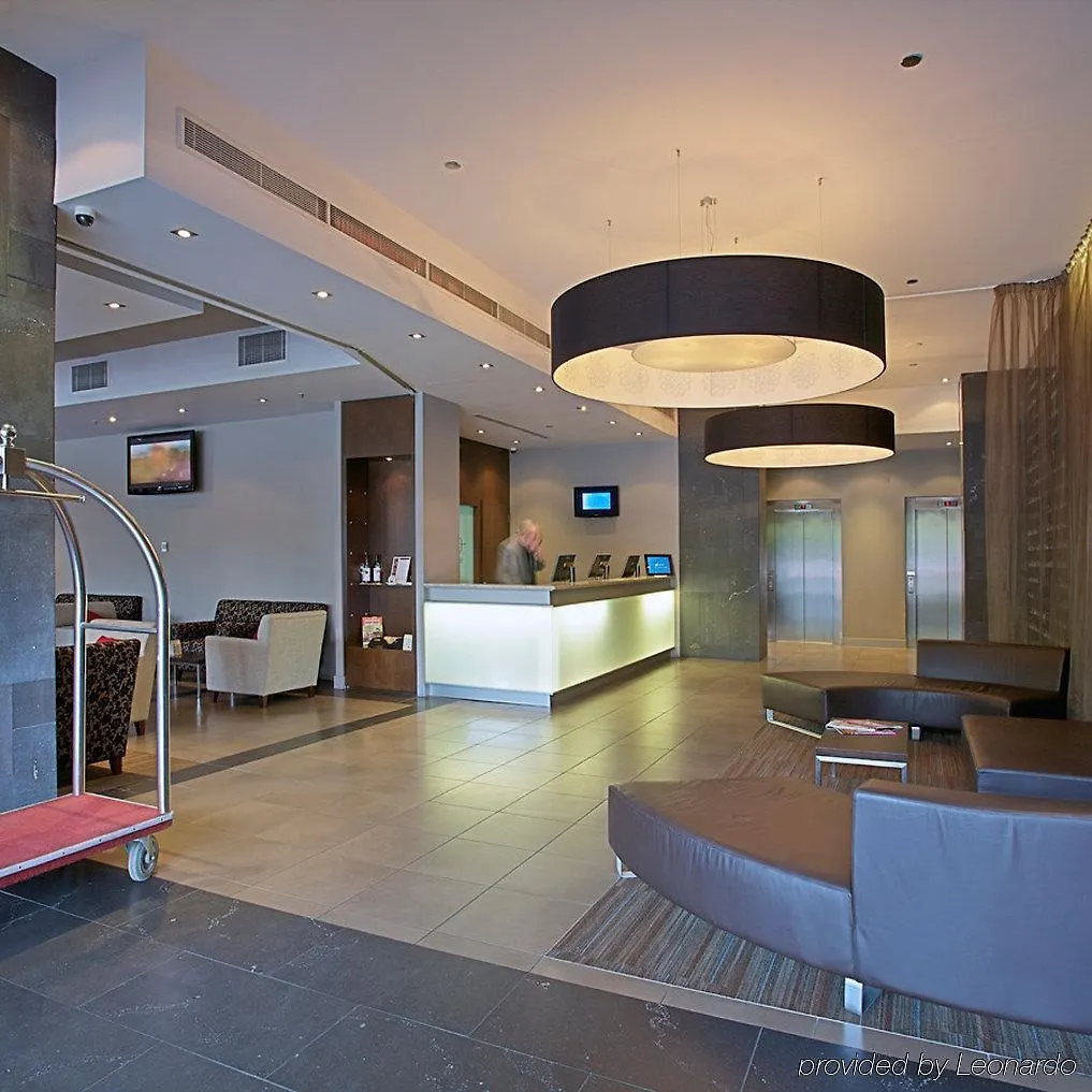 Mantra Hindmarsh Square Hotel Adelaide