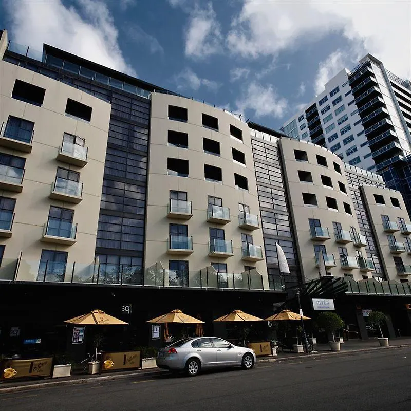 Hotel Mantra Hindmarsh Square Adelaide 4*,