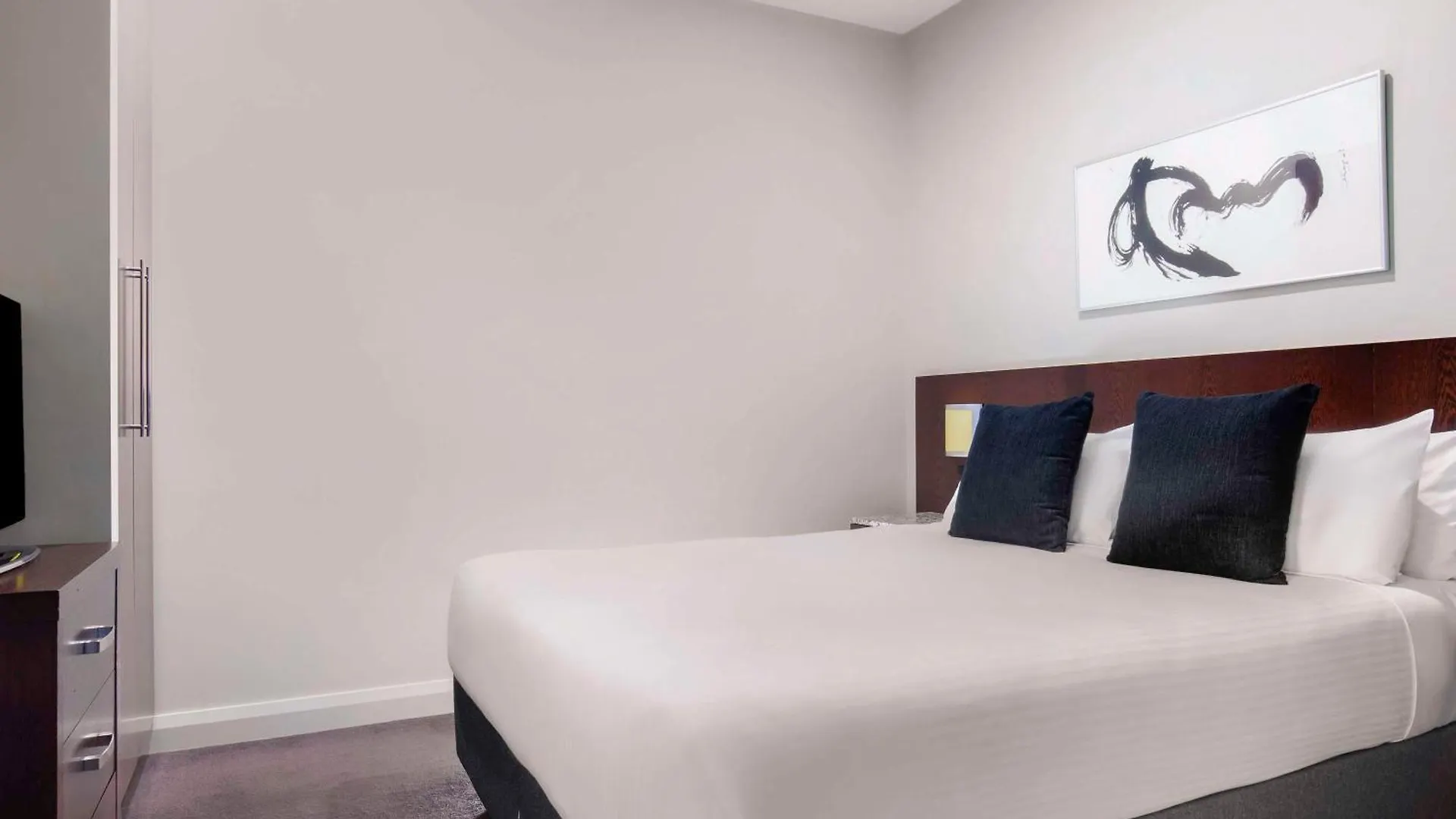 Hotel Mantra Hindmarsh Square Adelaide Australia