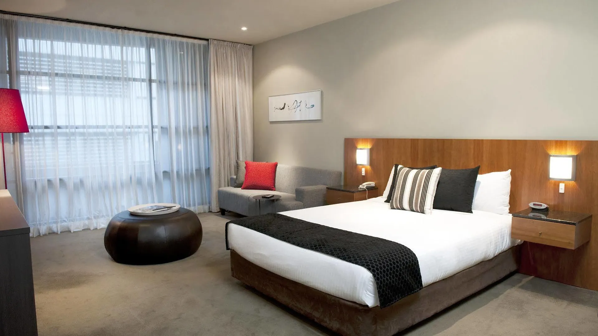 Hotel Mantra Hindmarsh Square Adelaide Australia