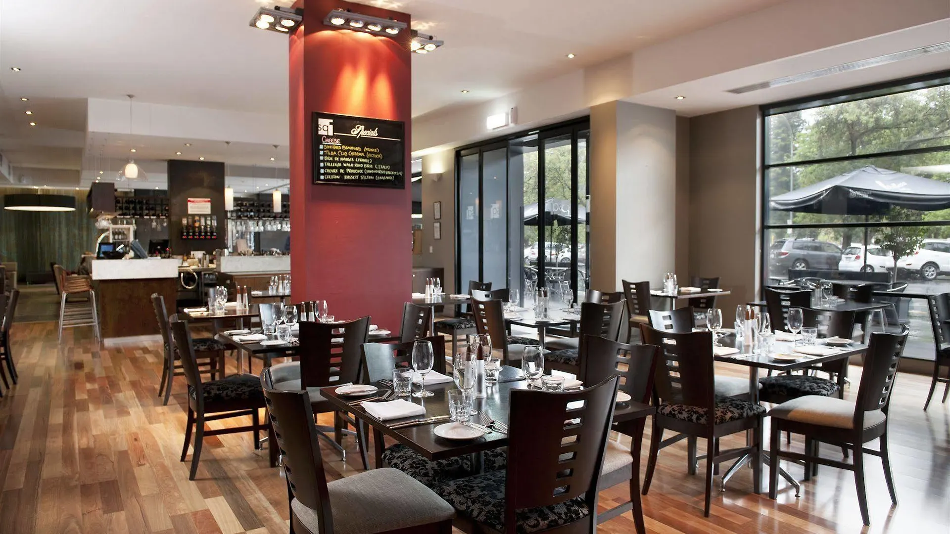 Hotel Mantra Hindmarsh Square Adelaide 4*,  Australia